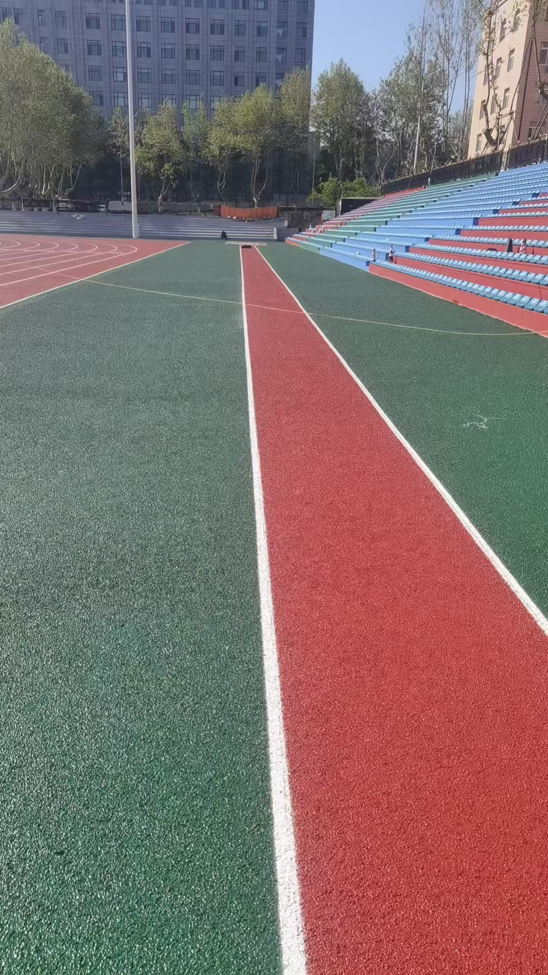 衡阳市足球场人造草坪透水跑道 - 推荐